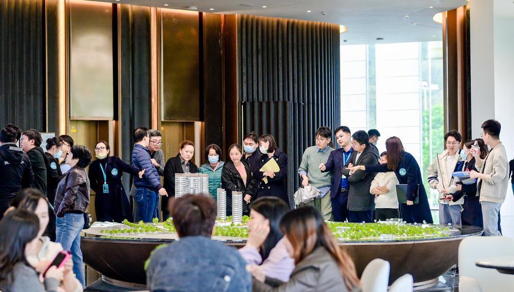巩固止跌回稳态势，供需两端发力支撑广州楼市“小阳春”